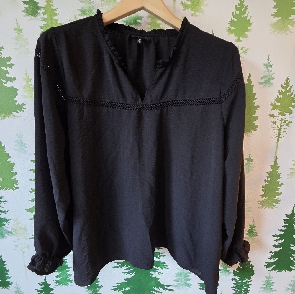 Bobeau Ruffle Balloon Sleeve Top.
